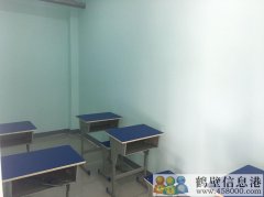 學生桌椅低價出售，量大從優