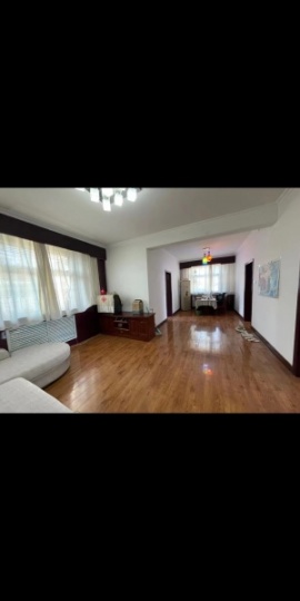 房屋布局合理，適合一家人居住。