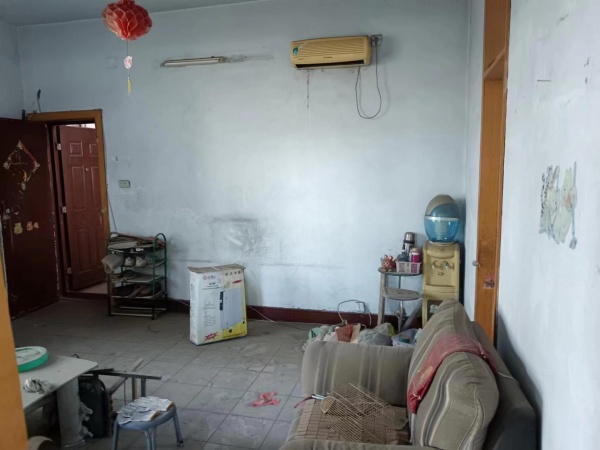 鶴電小區5樓非頂層78平方有雙氣有證